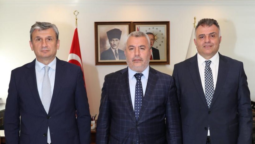 Genel Müdürler Sayın Fethullah Güner İle Sayın Kemal Bülbül, ÖSYM Başkanı Ersoy'u Ziyaret Etti